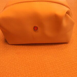 Emirates & Bulgari travel kit